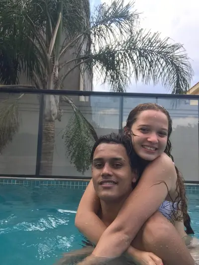 Ela queria dar o cu na piscina mas ele n quis comer cabaço dms cover image