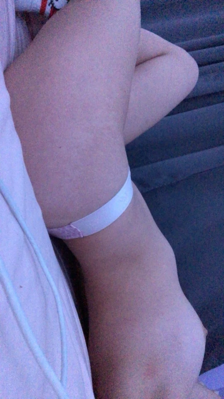Slut girlfriend leaked image 4