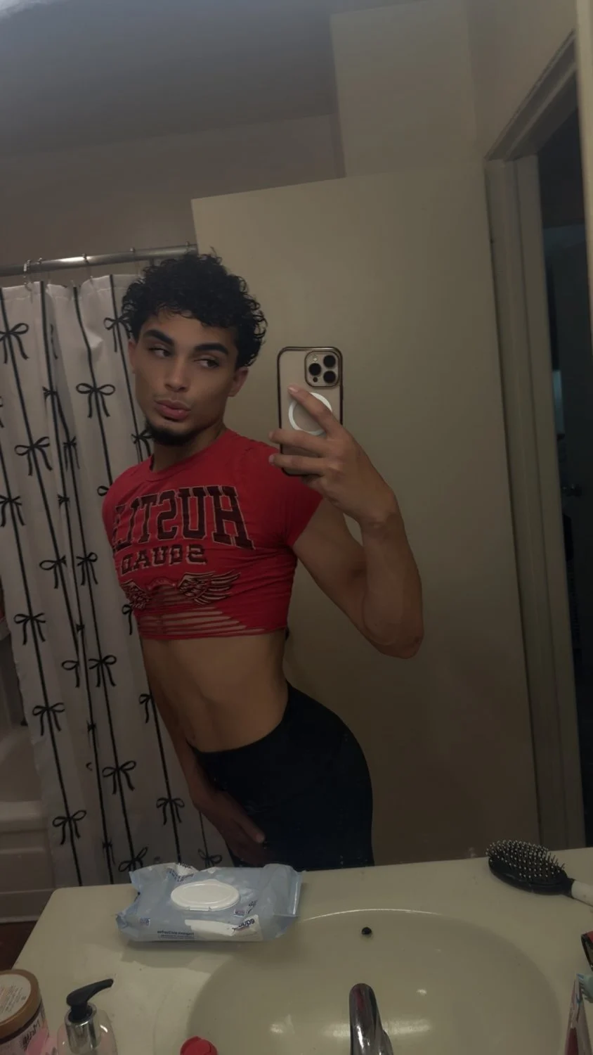Boyfriend wearing girlfriends clothes and lingerie (DM if you want me to post stuff for you) image 9
