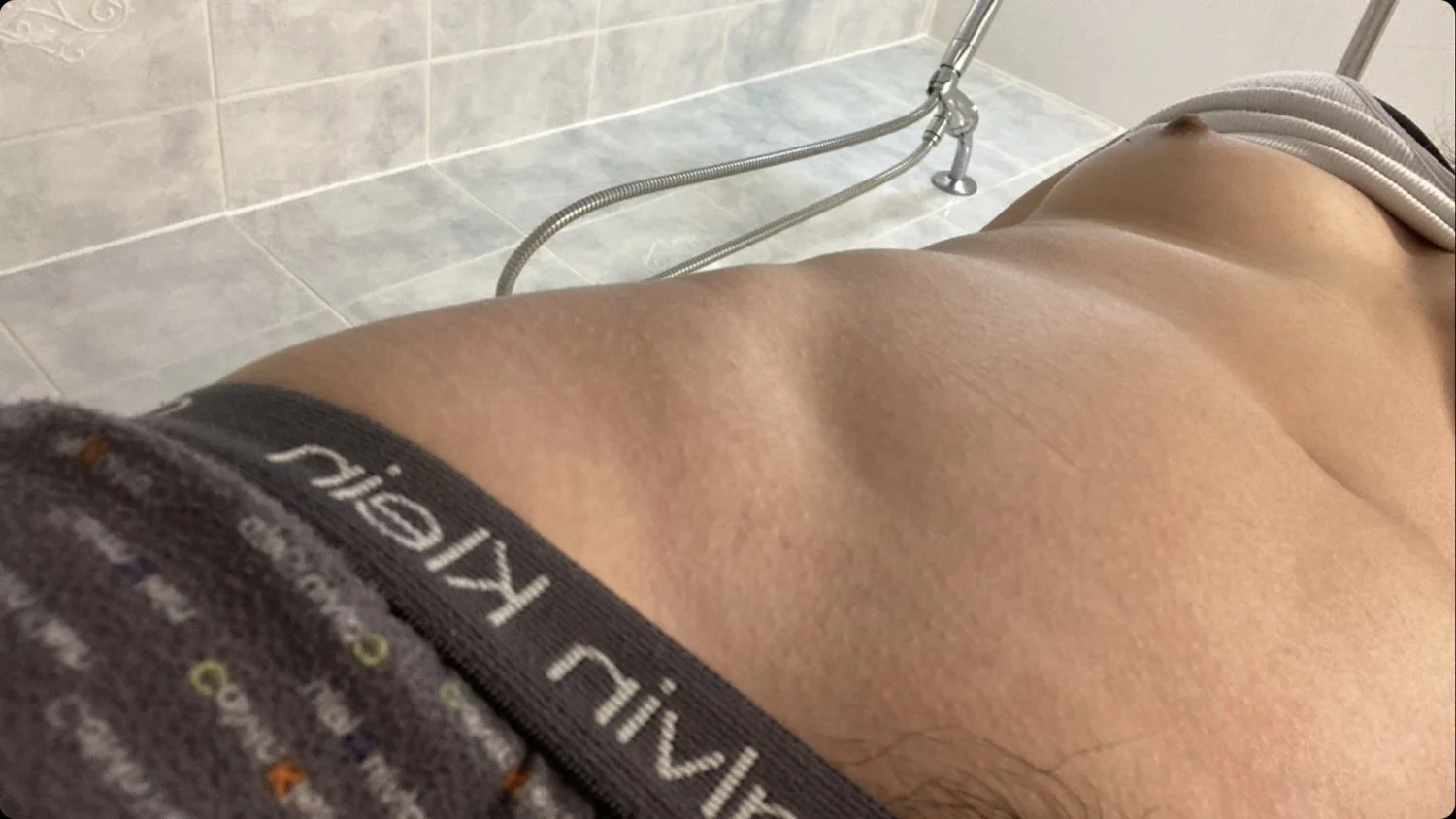 asian twitter slut Alexis Dong loves rubbing to being shared image 6
