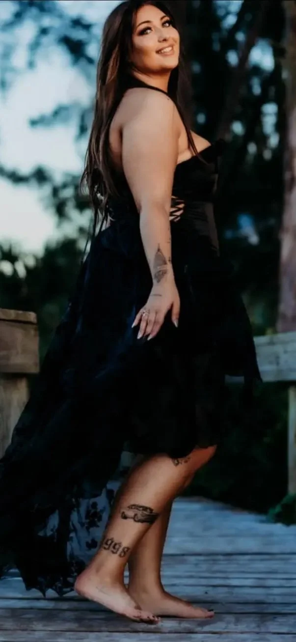 Request.. Thick Gorgeous Milf.. <> Married Wife.. image 8