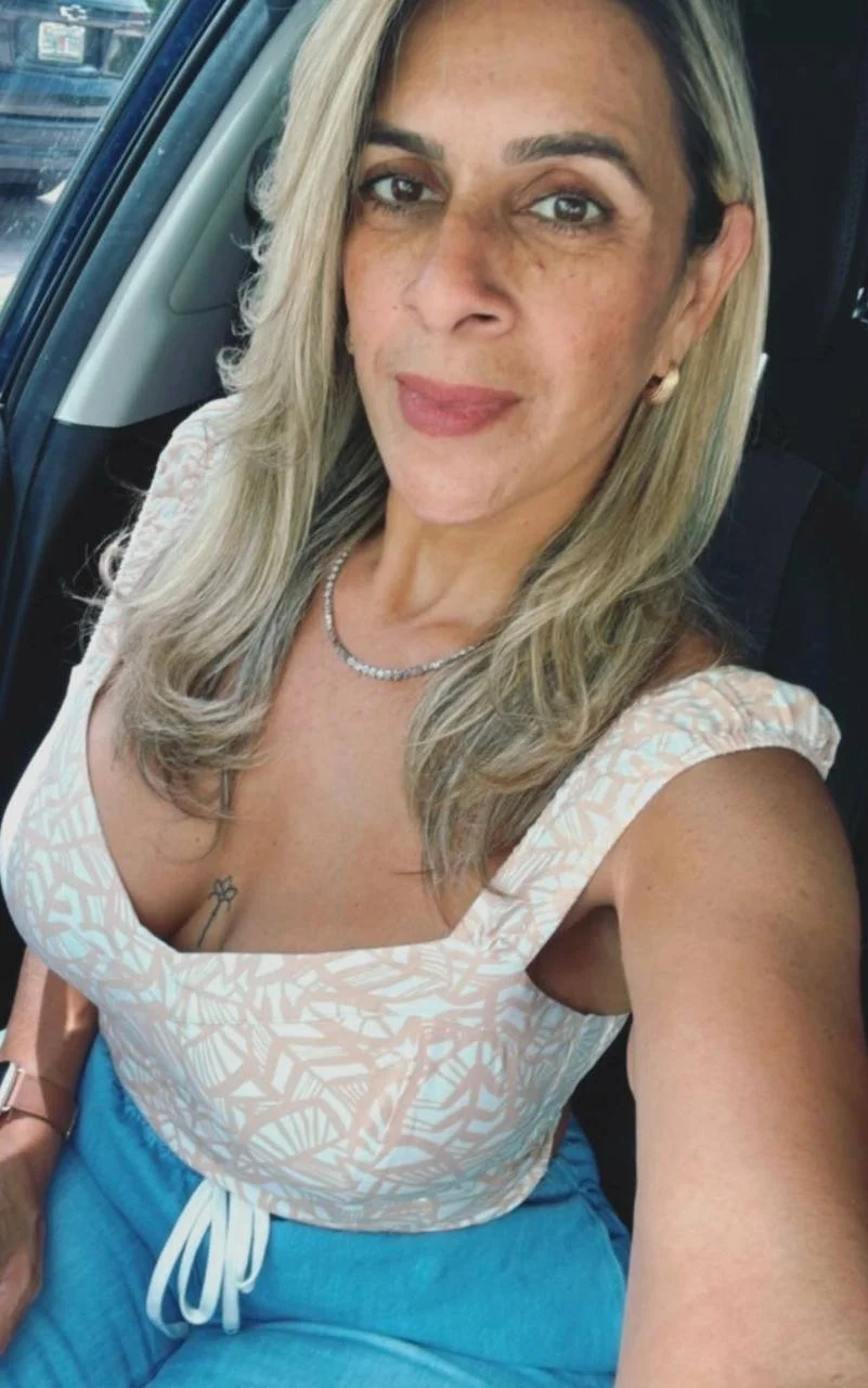 Miami Latina MILF main image