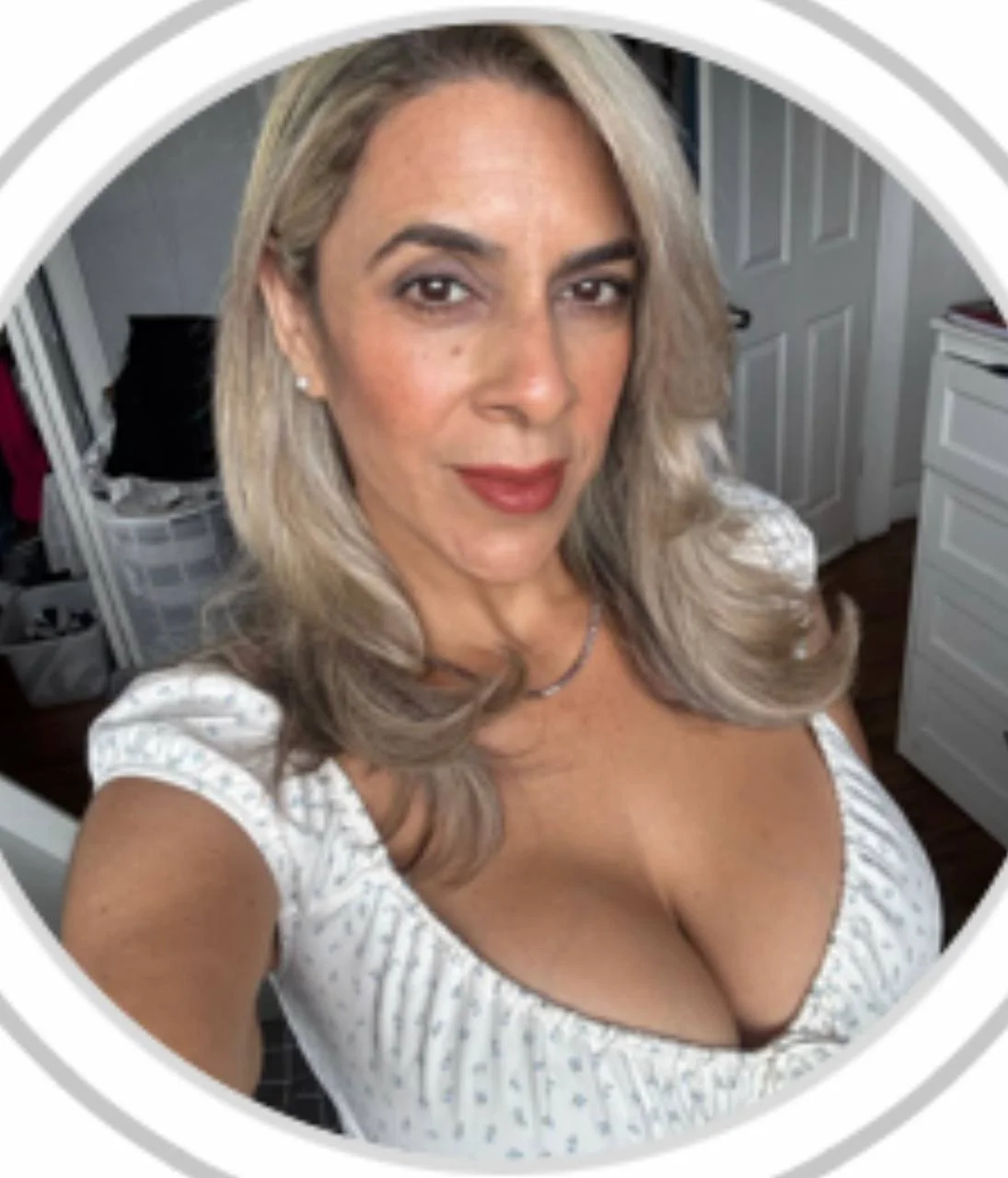 Miami Latina MILF image 9