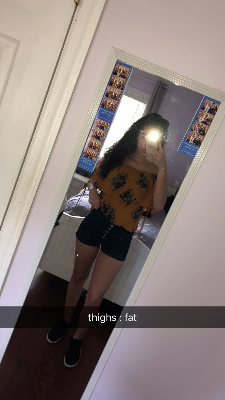 amateur gf Valentina image 32