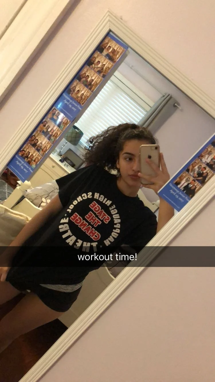 amateur gf Valentina image 39