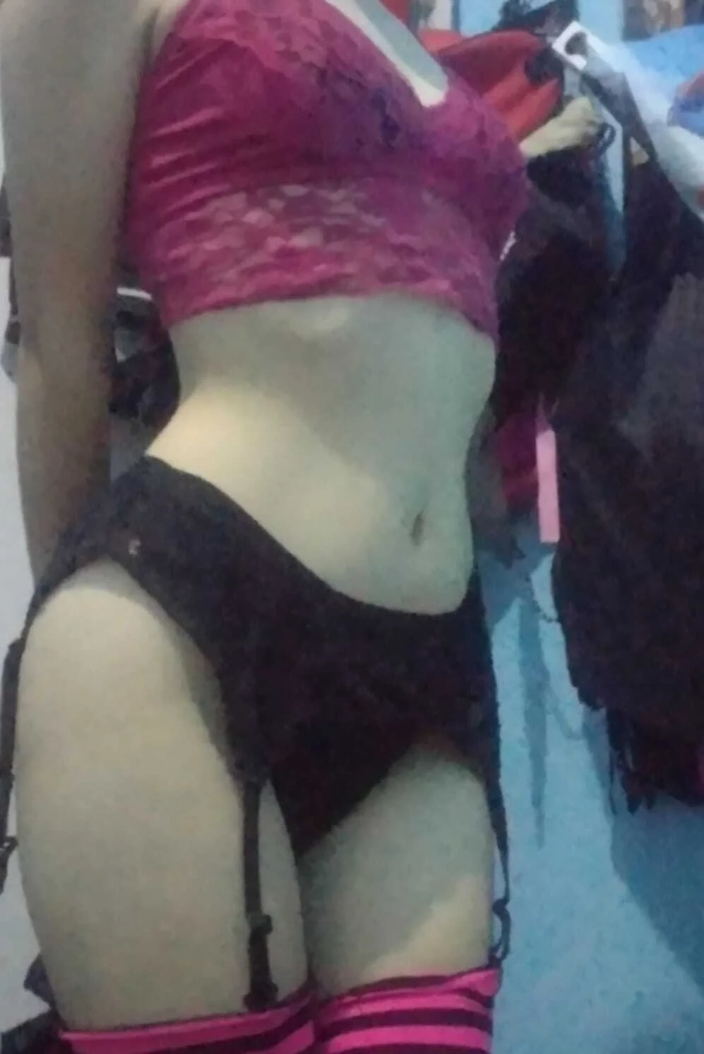 Joven Otaku con gran culo image 7