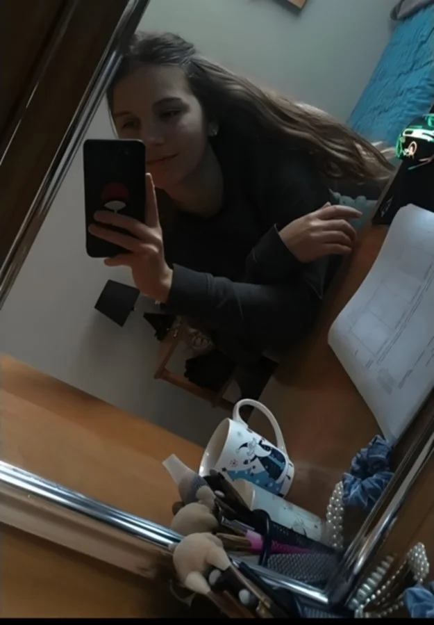 Cute horny girl - send me PM for share image 16