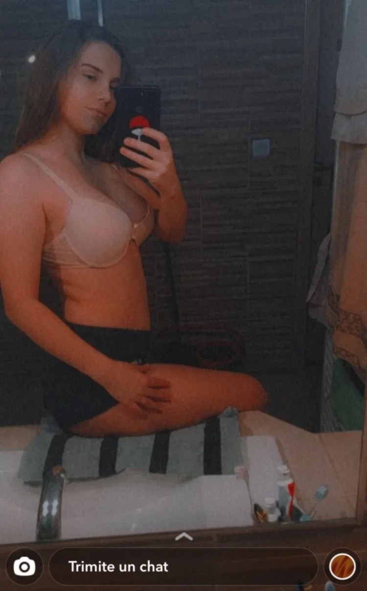 Cute horny girl - send me PM for share image 9