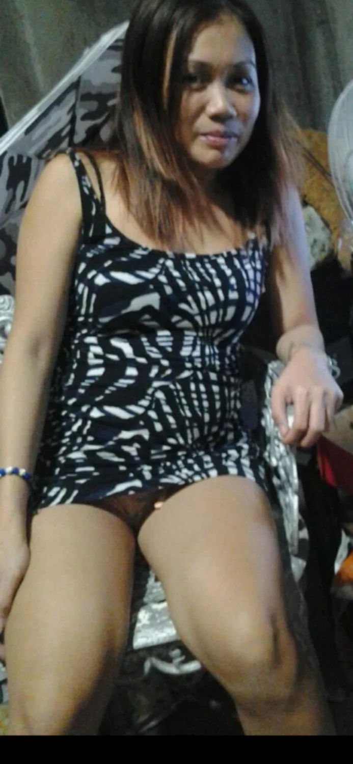 Whore Marriane image 15