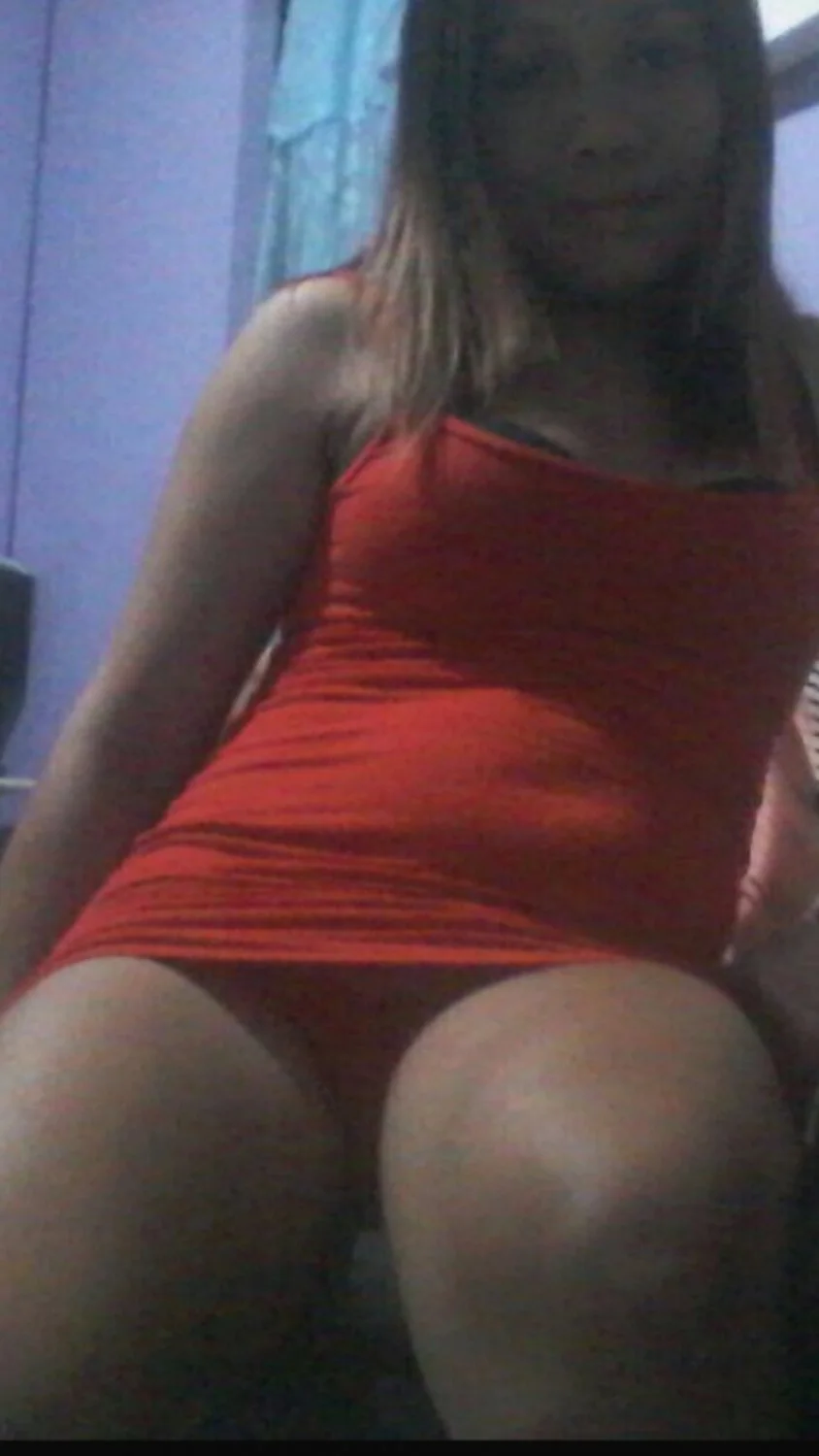 Whore Marriane image 9