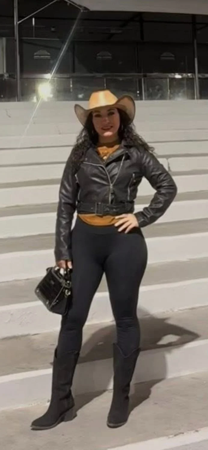 REGIA CULONA CADERONA , para llenarla de mecos image 37