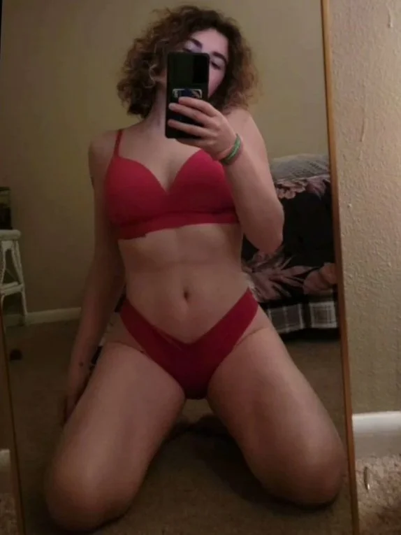 This slut loves to show off image 4