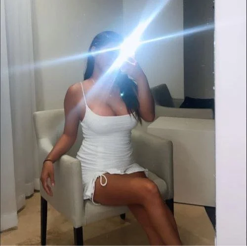 Dm to trib my gf main image