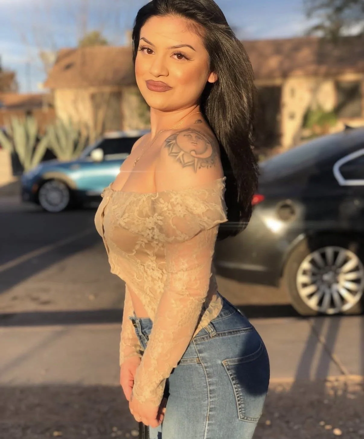 ANYONE KNOW THIS AZ STRIPPER LATINA?? DM ME image 4