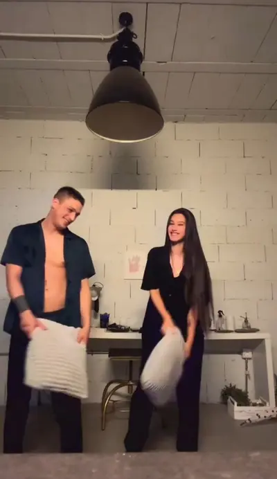 Couple Sextape Amateur Homemade | valentinaa | Slim Fit Brunette cover image