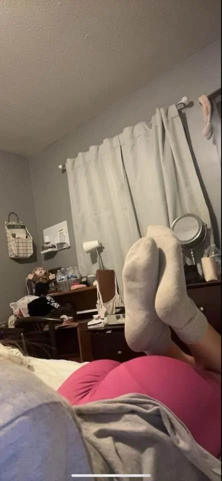 whore image 16