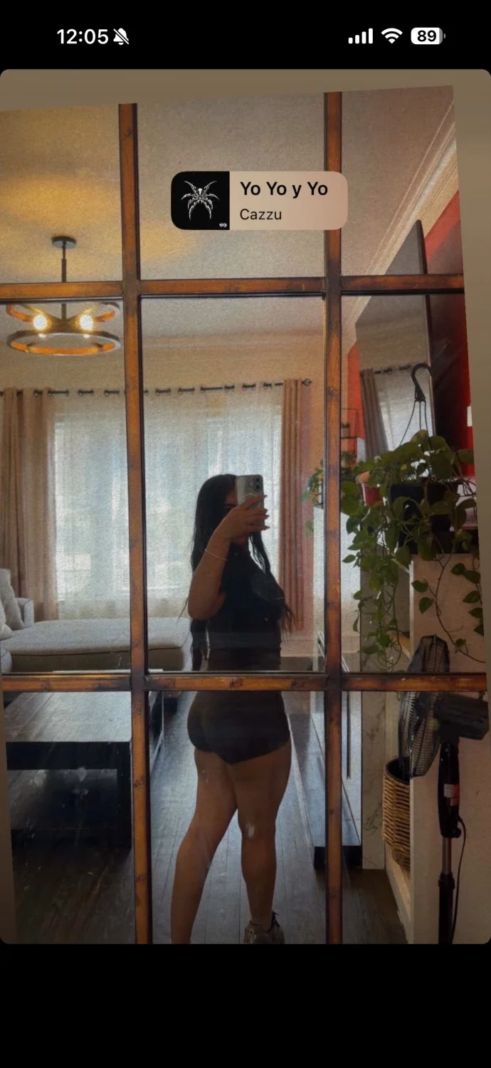 Chicago Latina slut image 6