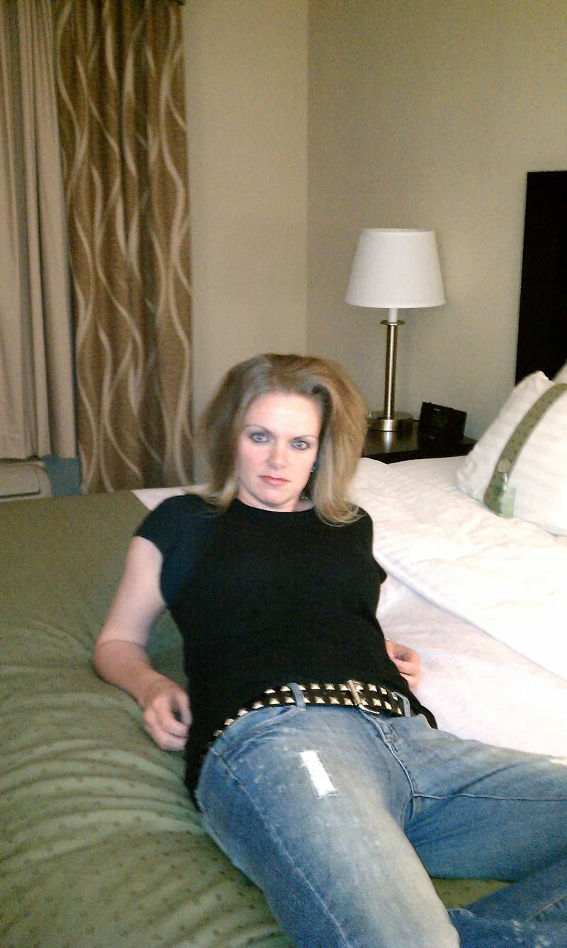 Amanda image 23