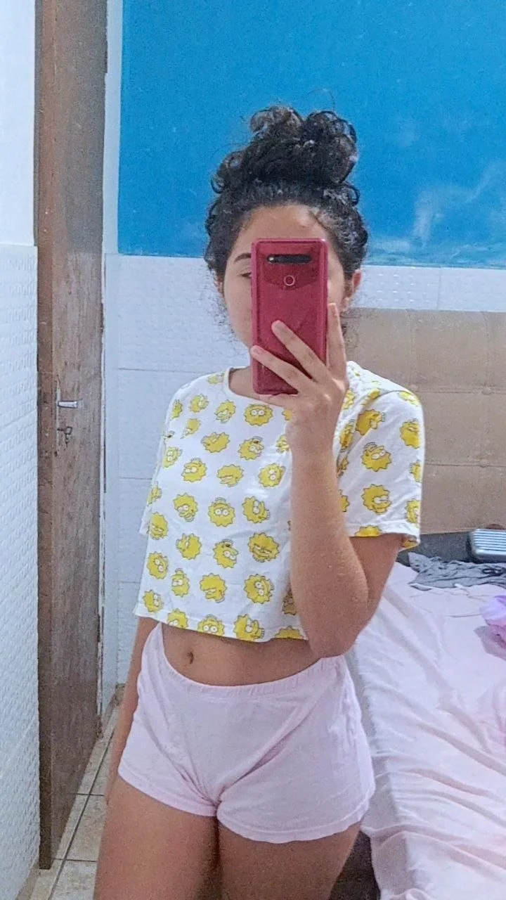 EU QUERO SER FAMOSA... image 12