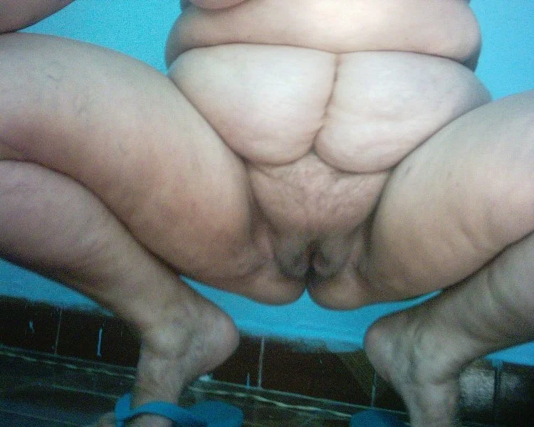 Esposa gorda do amigo - Velha coroa image 3