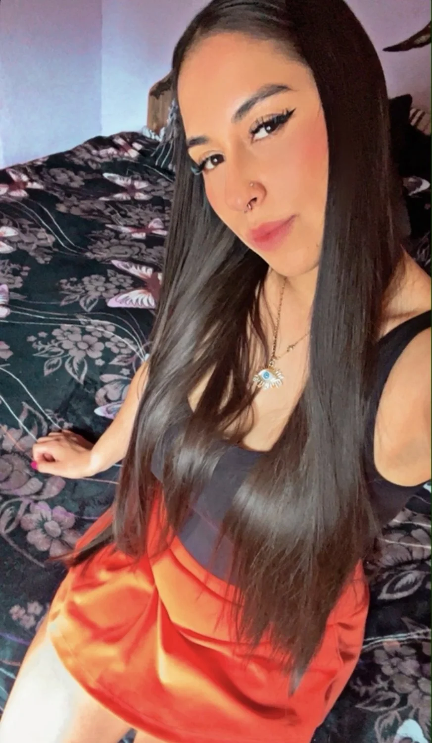 Putita de gym con unas tetas deliciosas image 2