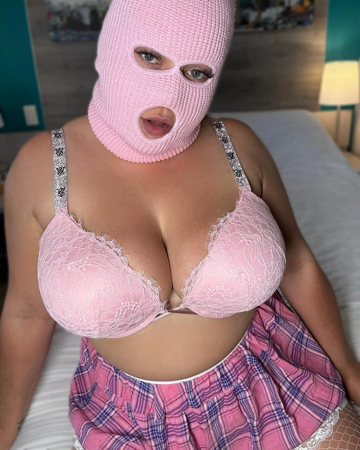 Latina Teen Big Ass Creampie POV Amateur image 2