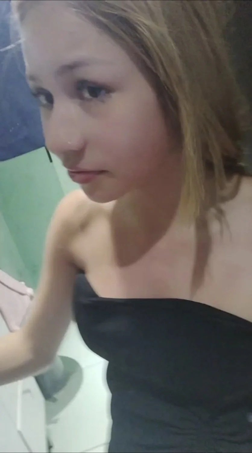 Casalzinho-Loirinha linda delicinha mamando e fodendo na live main image