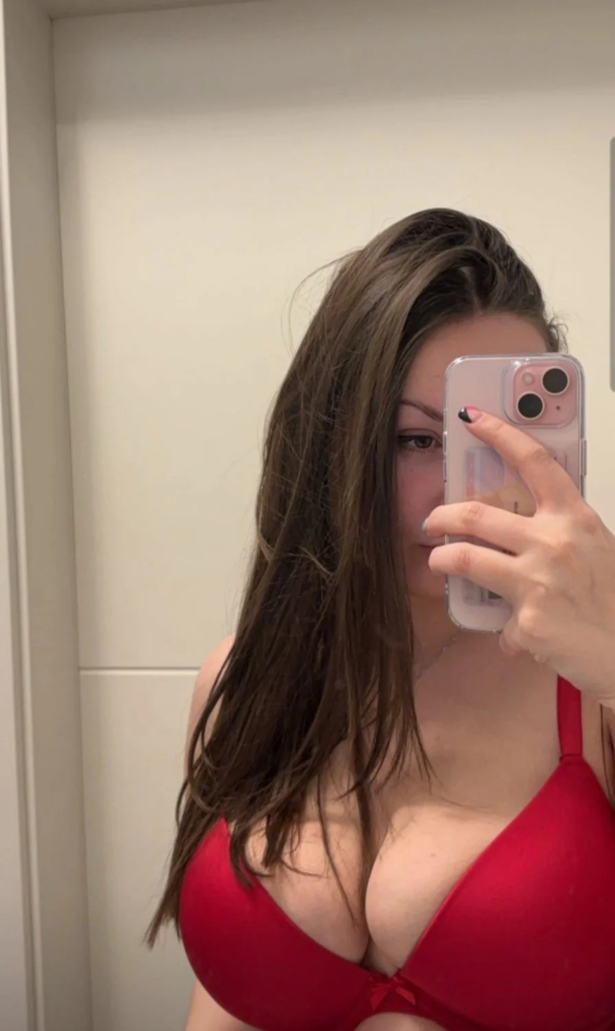 German snapchat slut leaked image 9