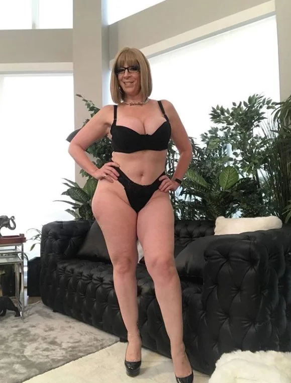 Sara Jay image 13