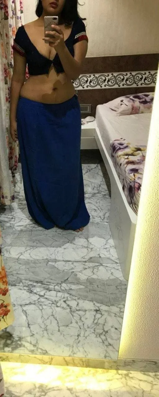 484 - Cute Indian girl nudes image 11