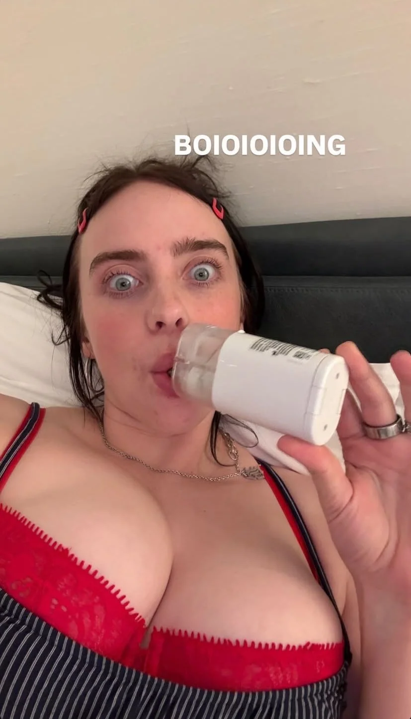 Billie Eilish sexy...fake photo main image