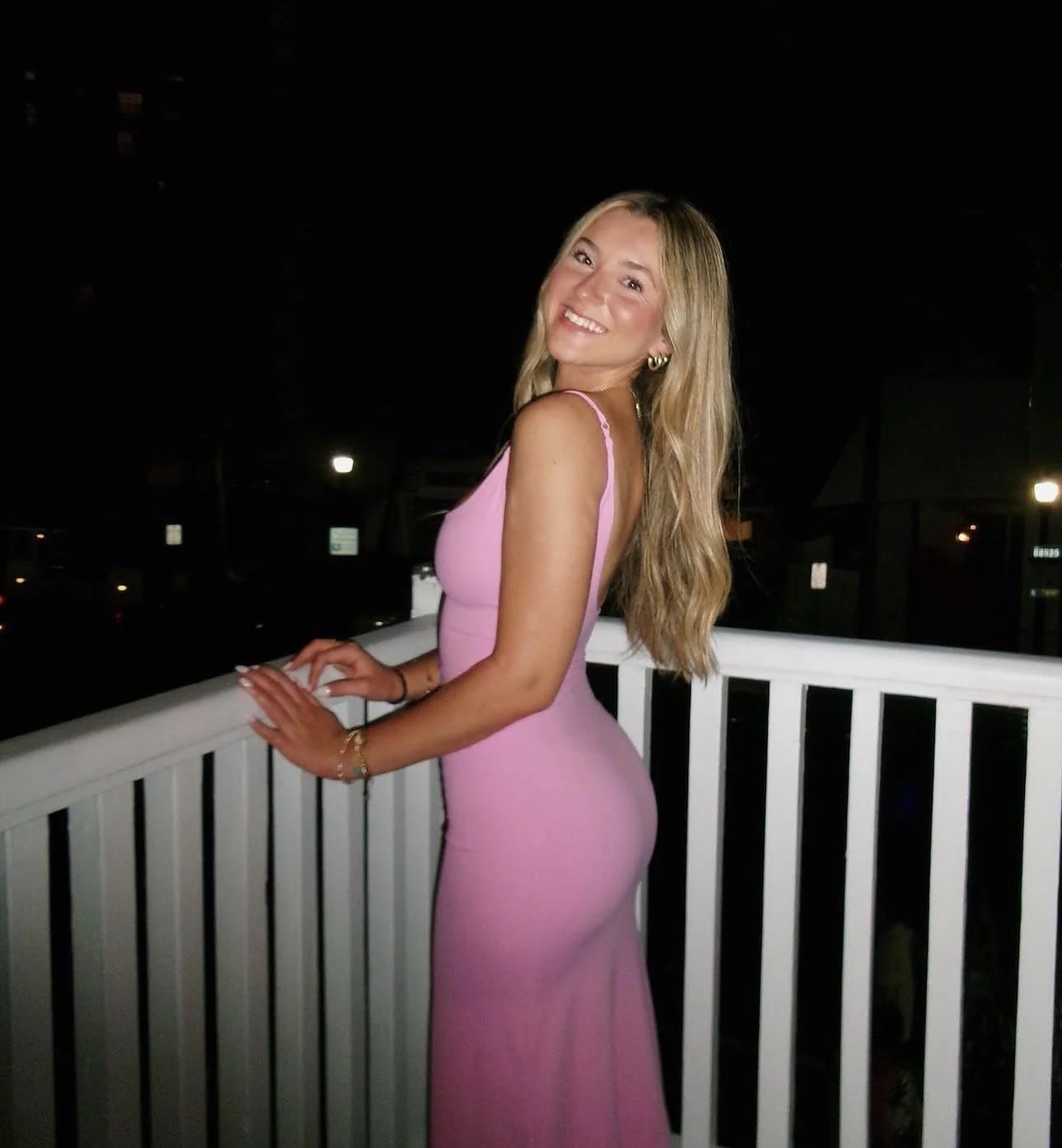 Florida slut Rachel lost in IRL game image 30