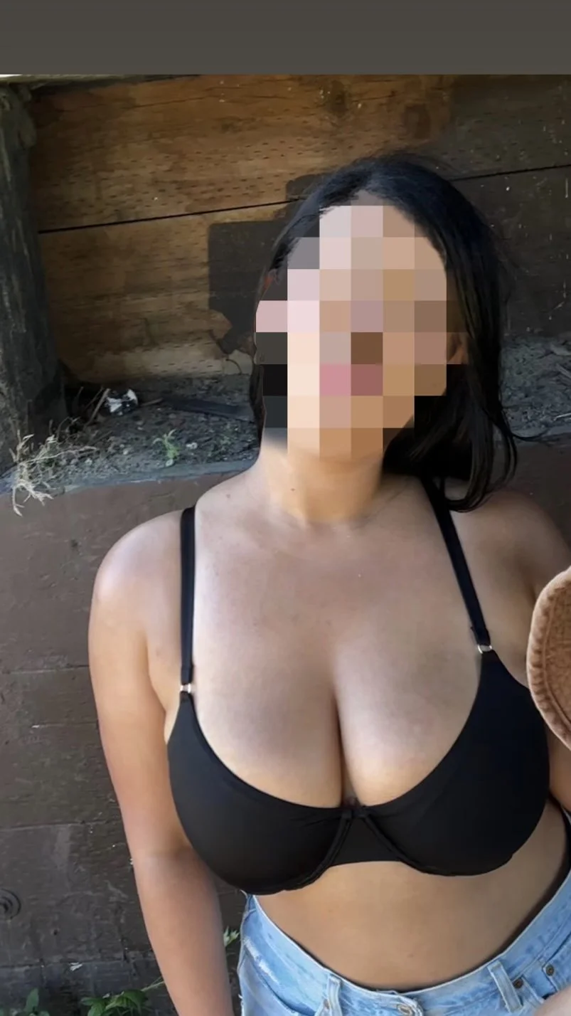 Big Tits wife TRIPPLE D image 1