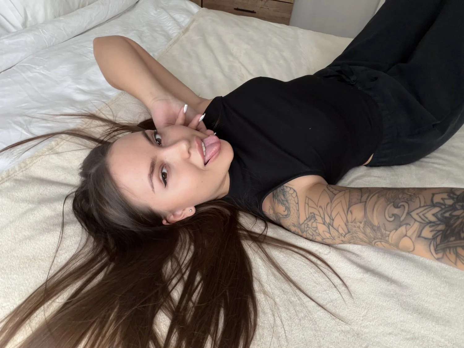 Latina Teen Solo Milf Creampie Amateur image 3
