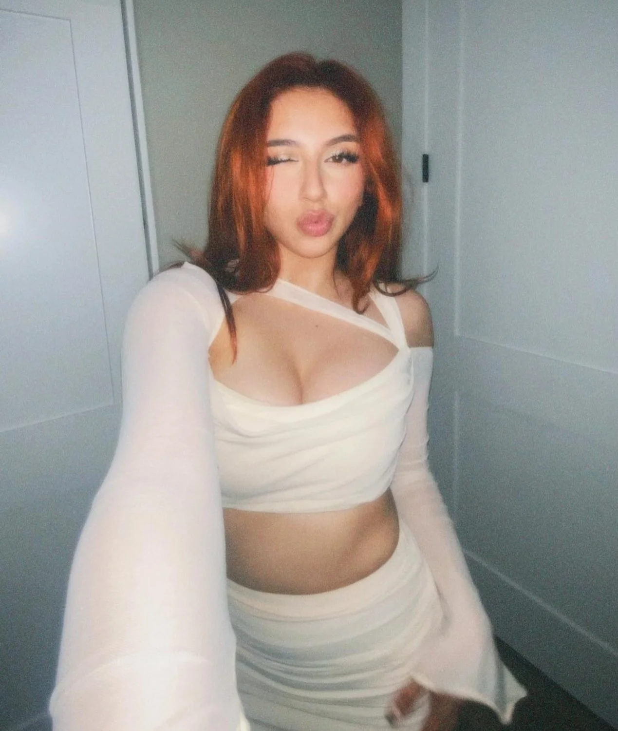 Latina Teen Bop Melissa image 1
