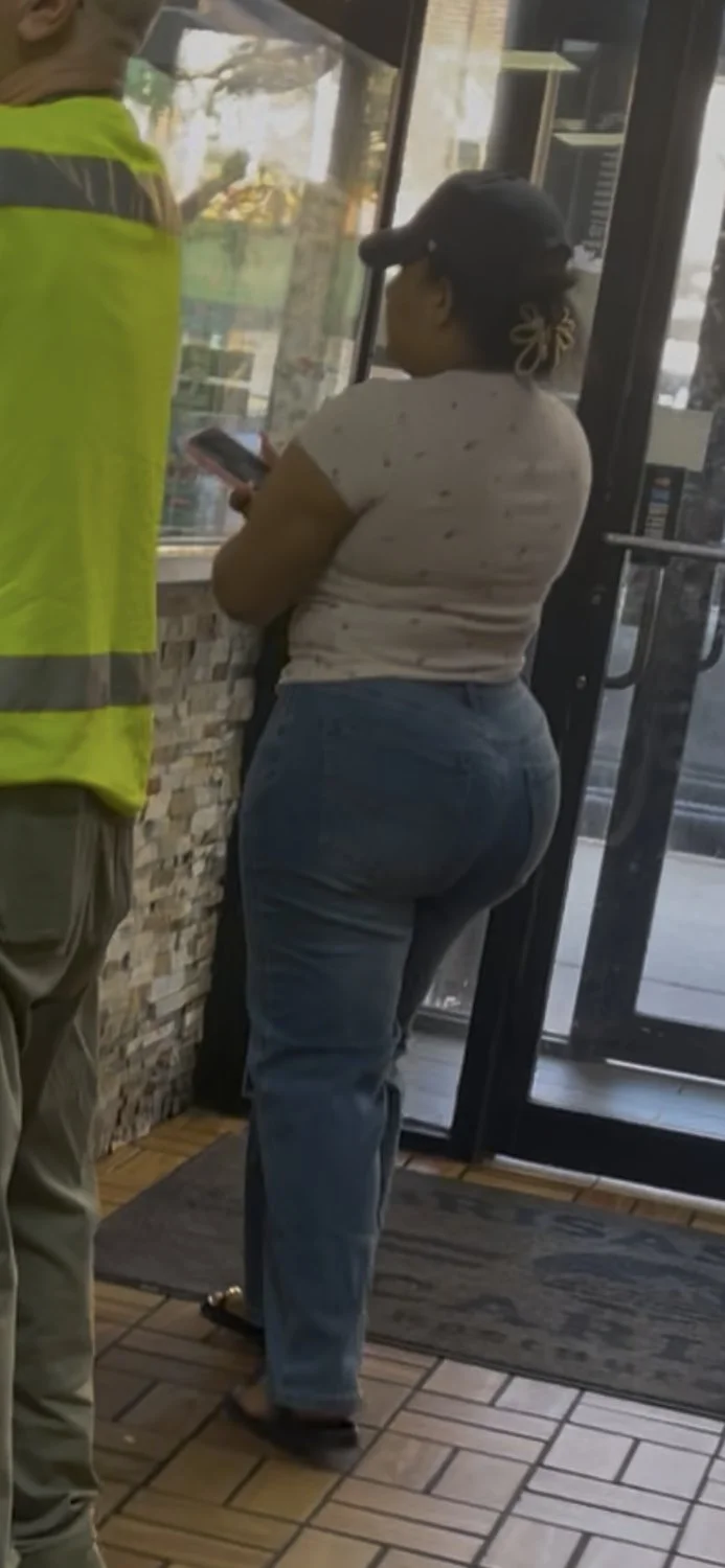 Dominican Milf image 10