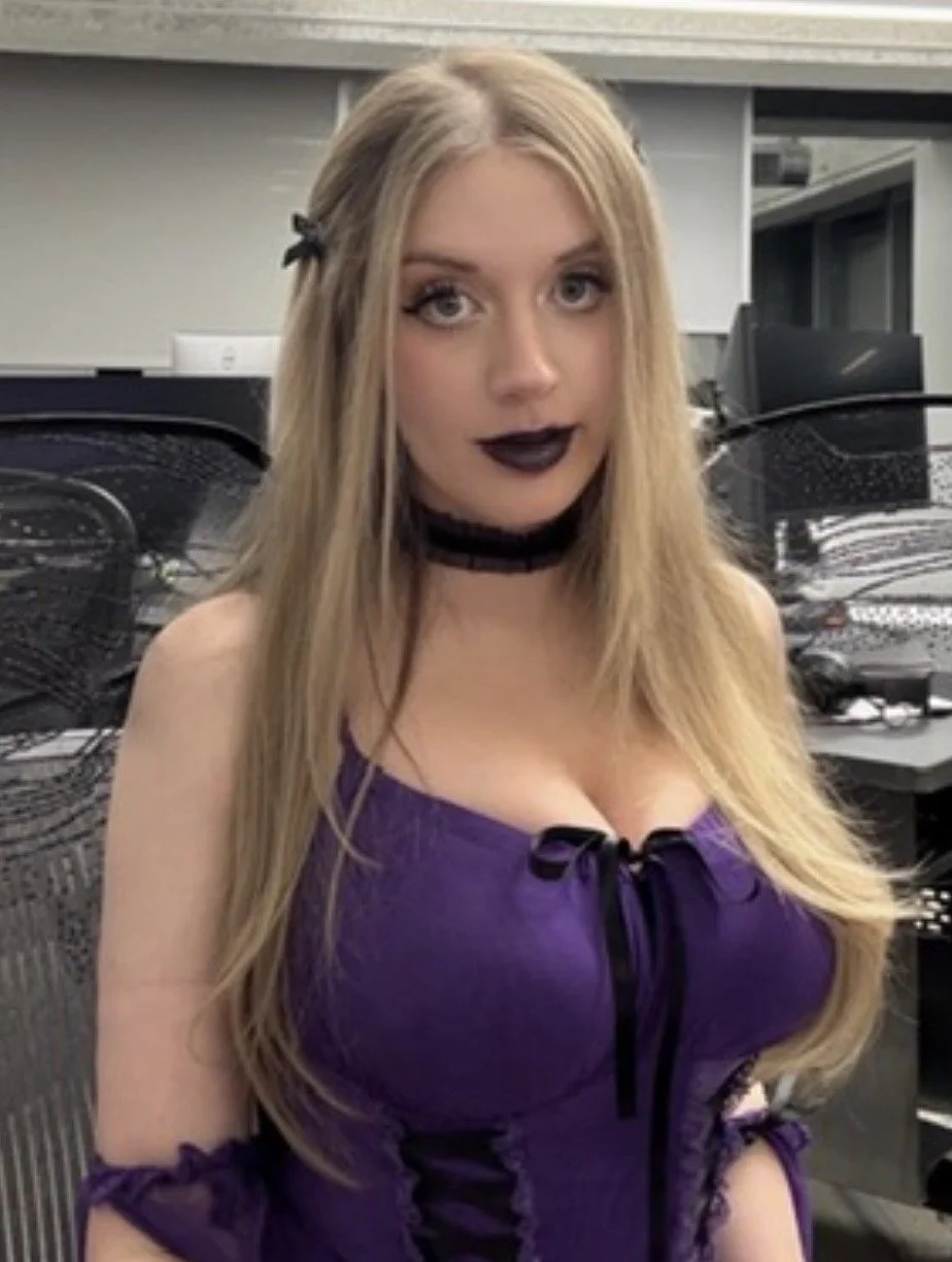 XGigglypuff Twitch streamer eye candy image 31