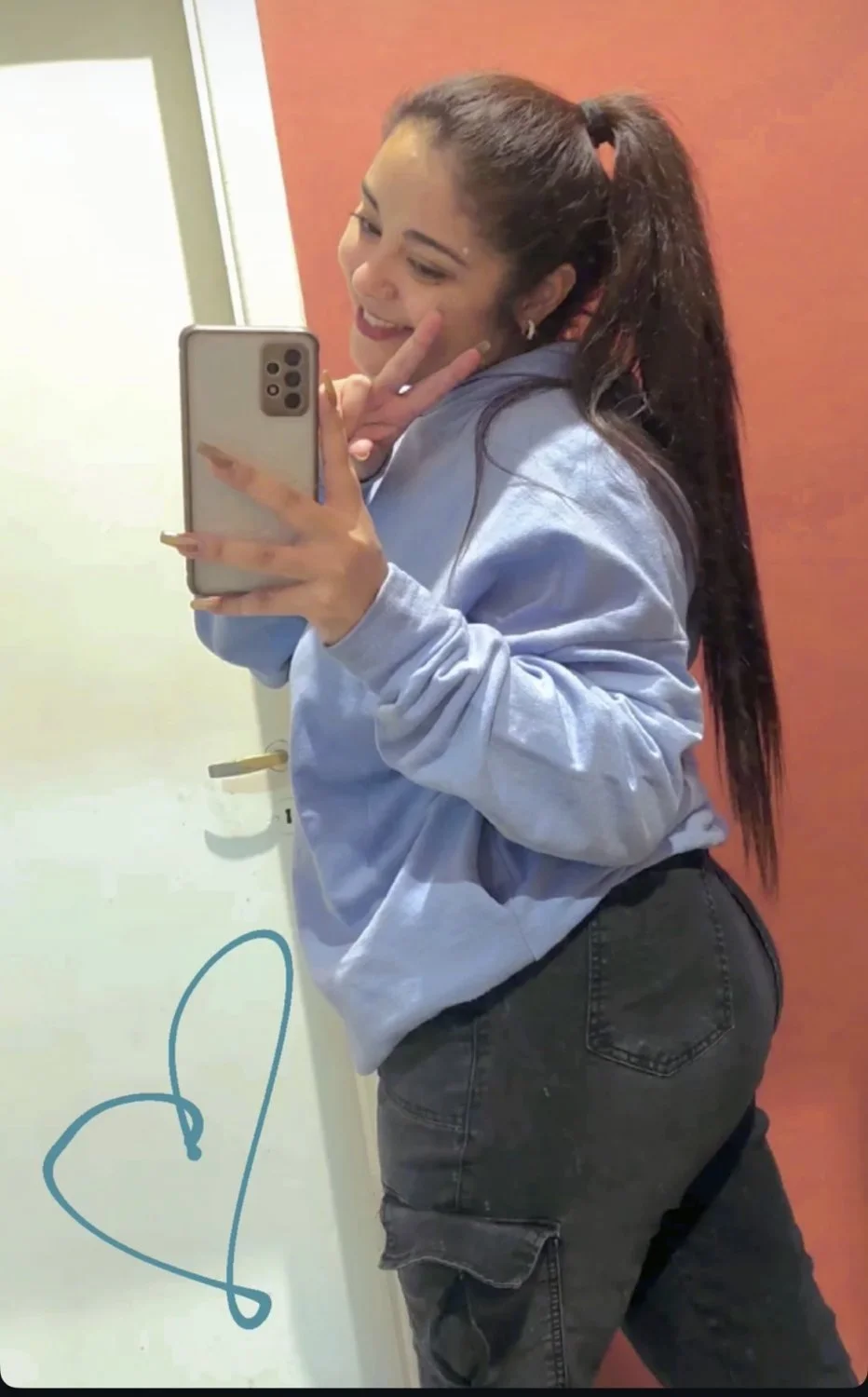 Ver ese video como gritaba y pedía la leche ver como crecieron las tetas a la amiga de mi hija Ludmi image 13