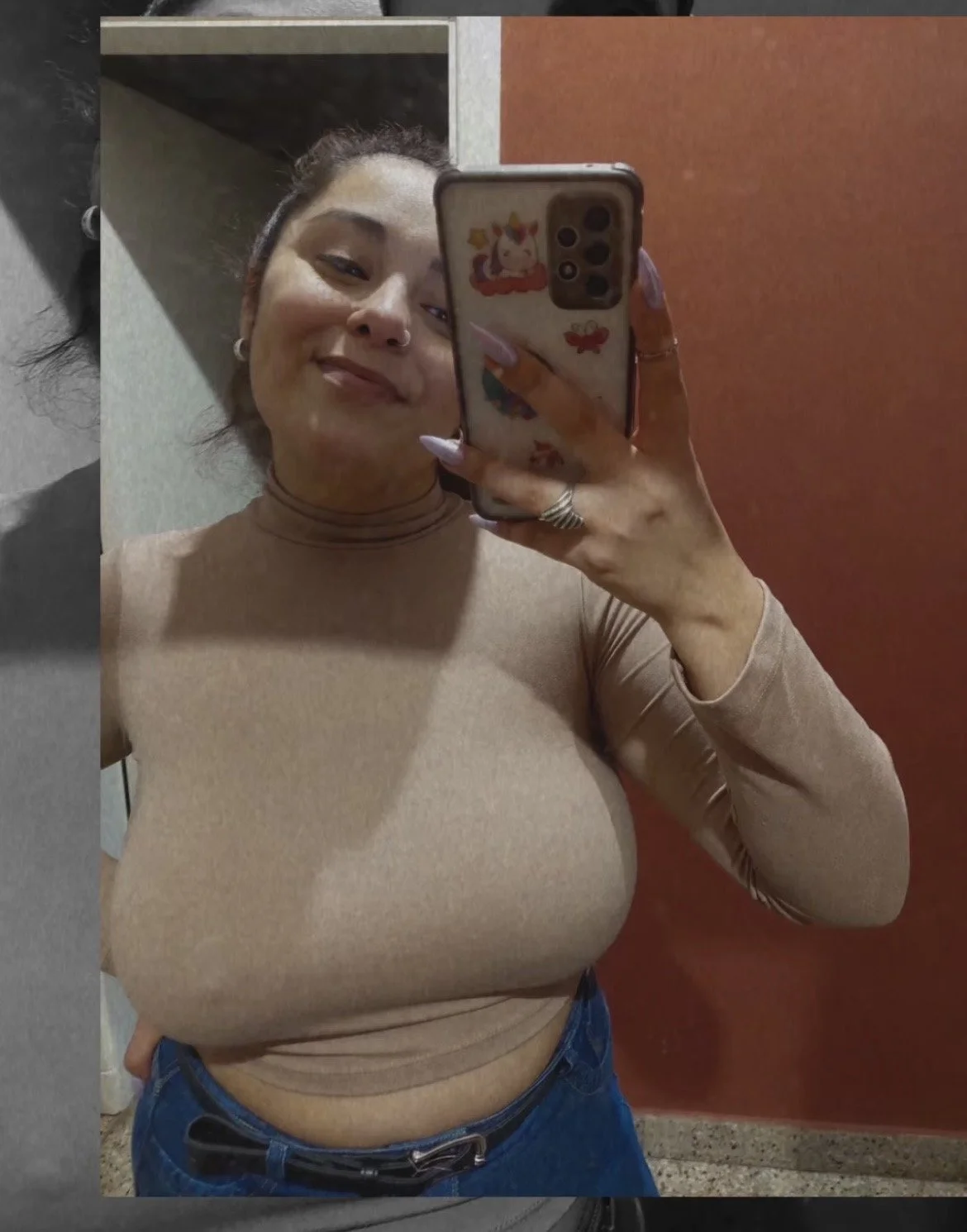 Ver ese video como gritaba y pedía la leche ver como crecieron las tetas a la amiga de mi hija Ludmi image 4