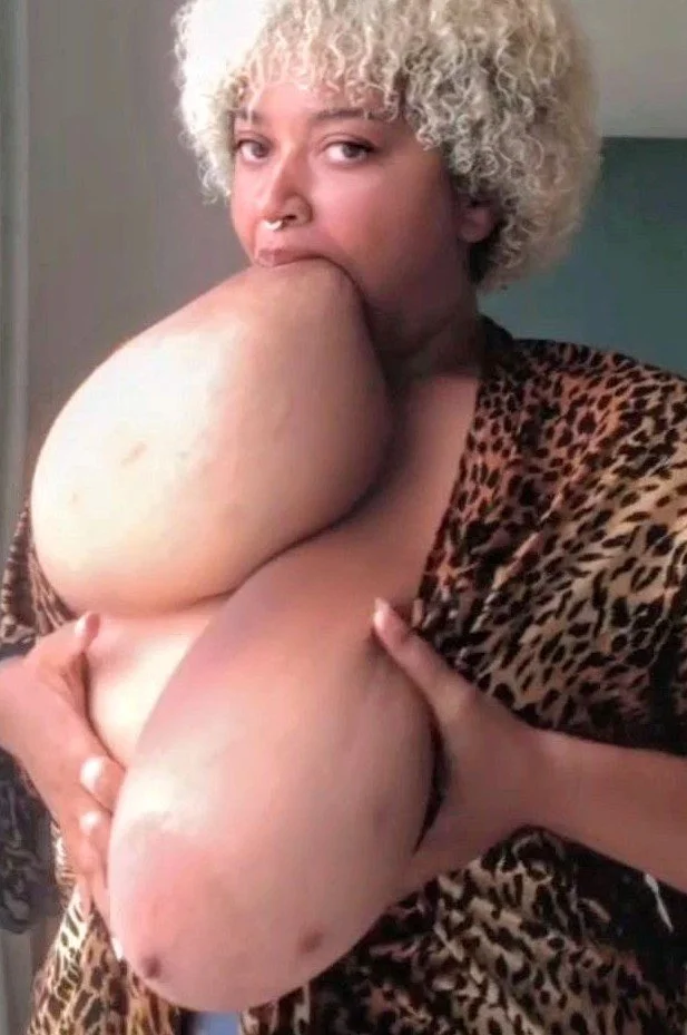 Women Who Suck Their Own Tits Hands-Free image 16