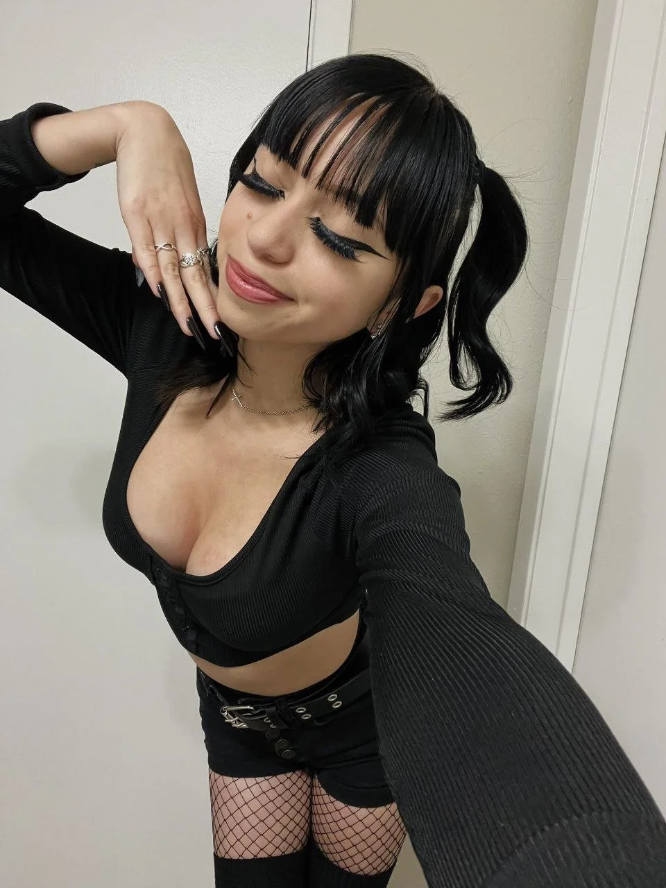 Kayla image 14