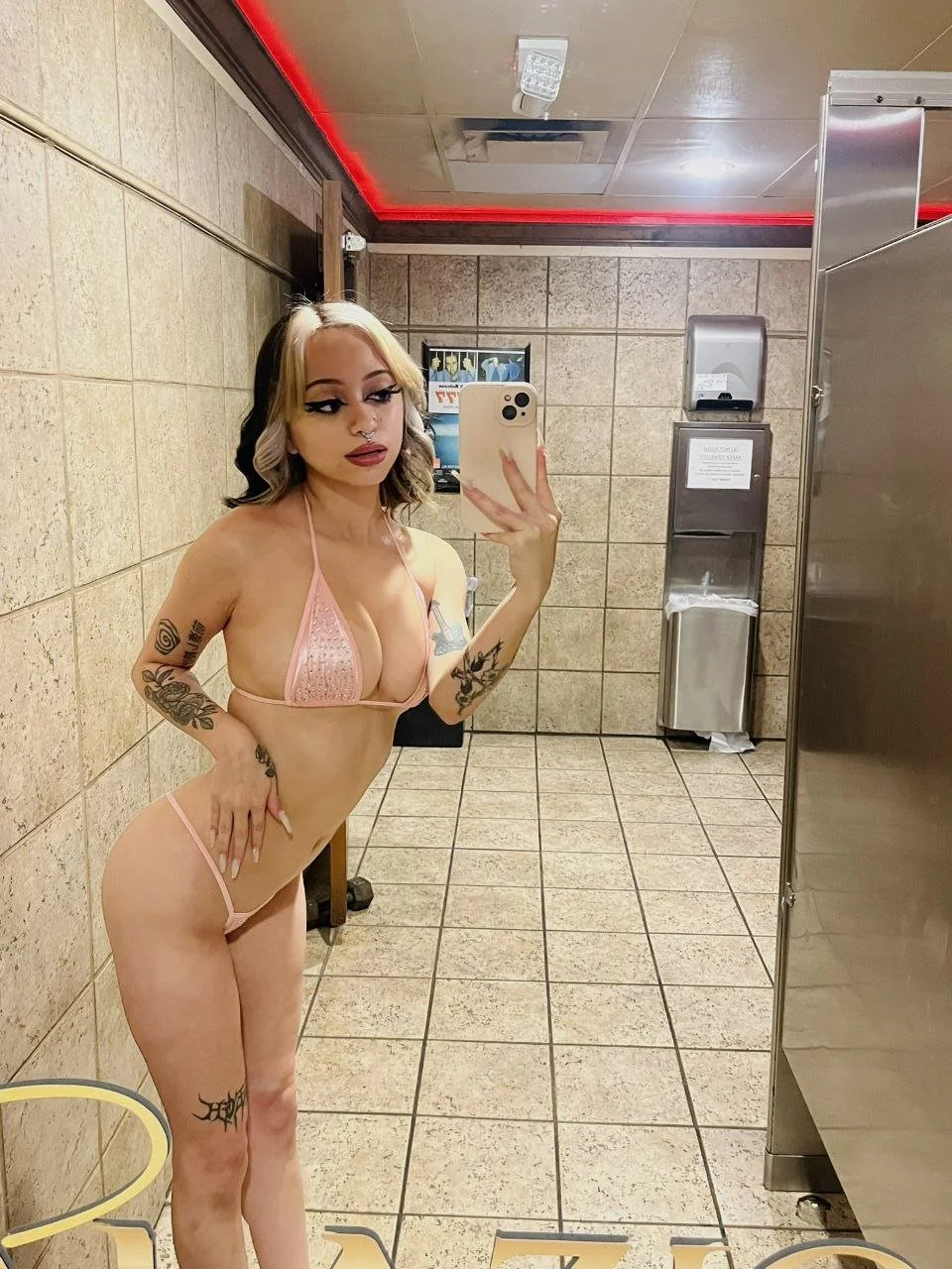 Kayla image 6