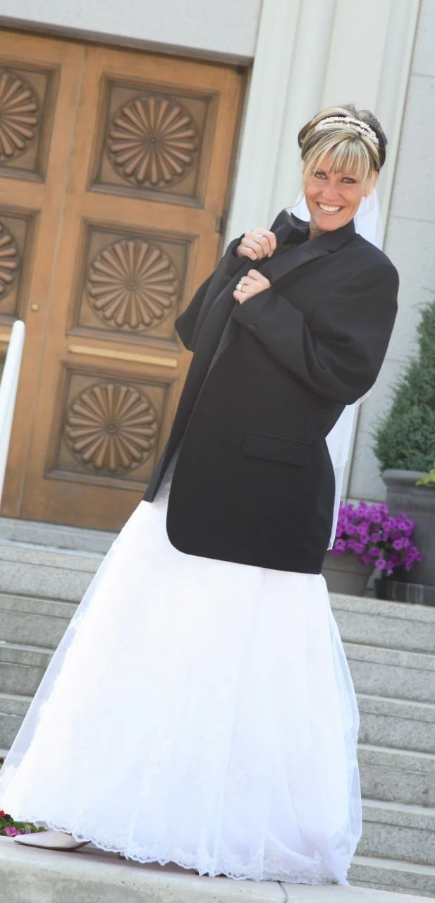 Mormon wife S for all to see and jerk to. image 16