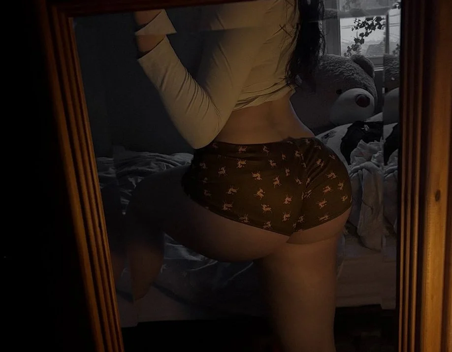 Mexican Mamacita Has a Bubble Butt image 28