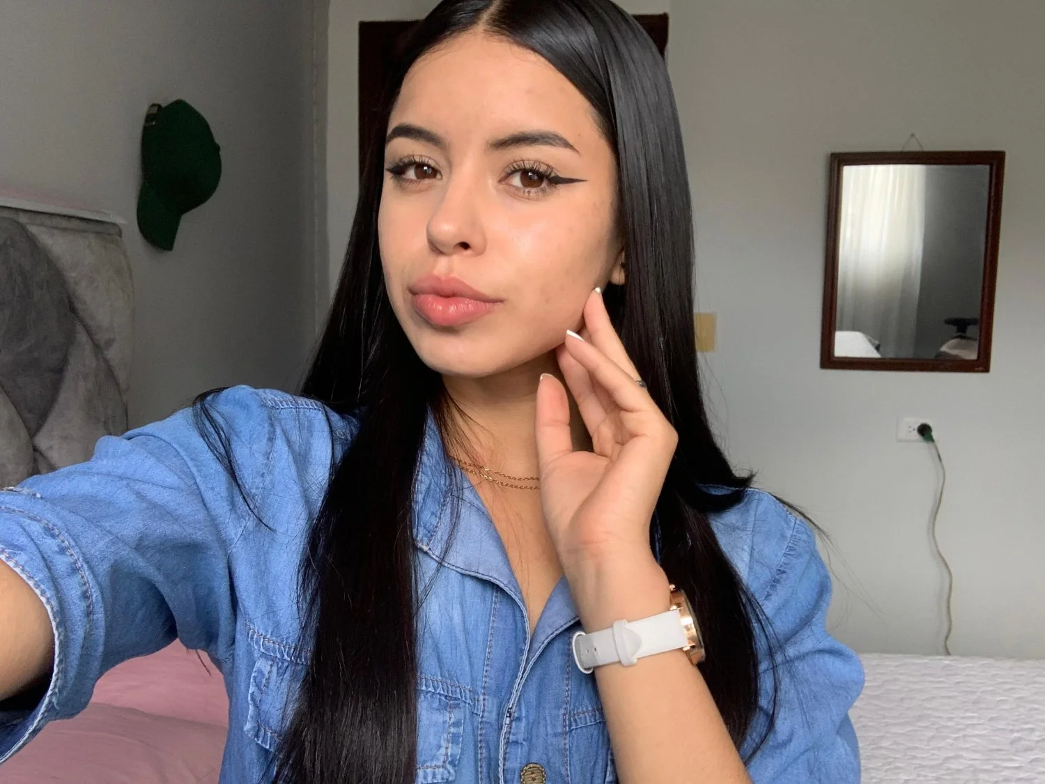 Beautiful Colombian Slut image 12