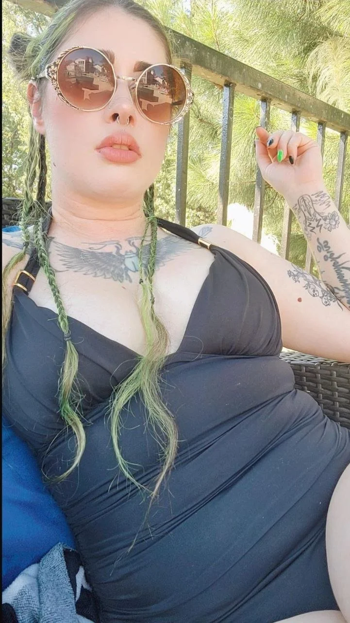 horny alt slut Autumn image 3