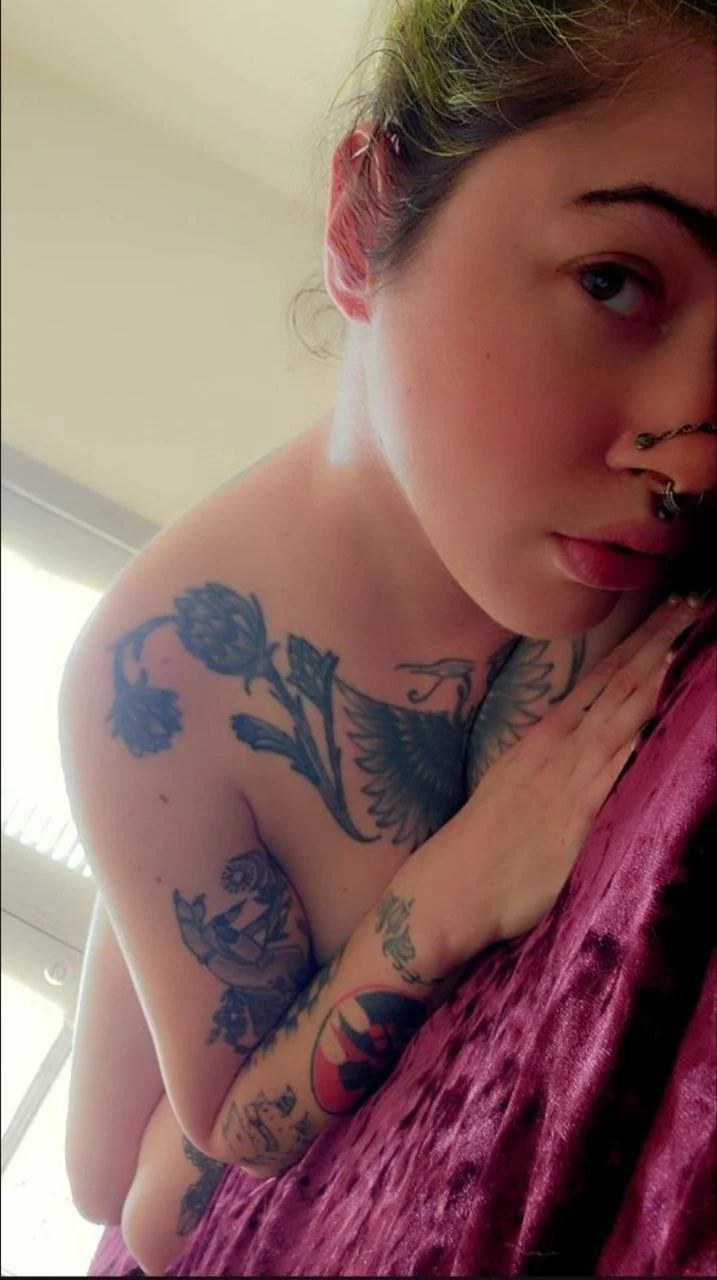 horny alt slut Autumn image 38