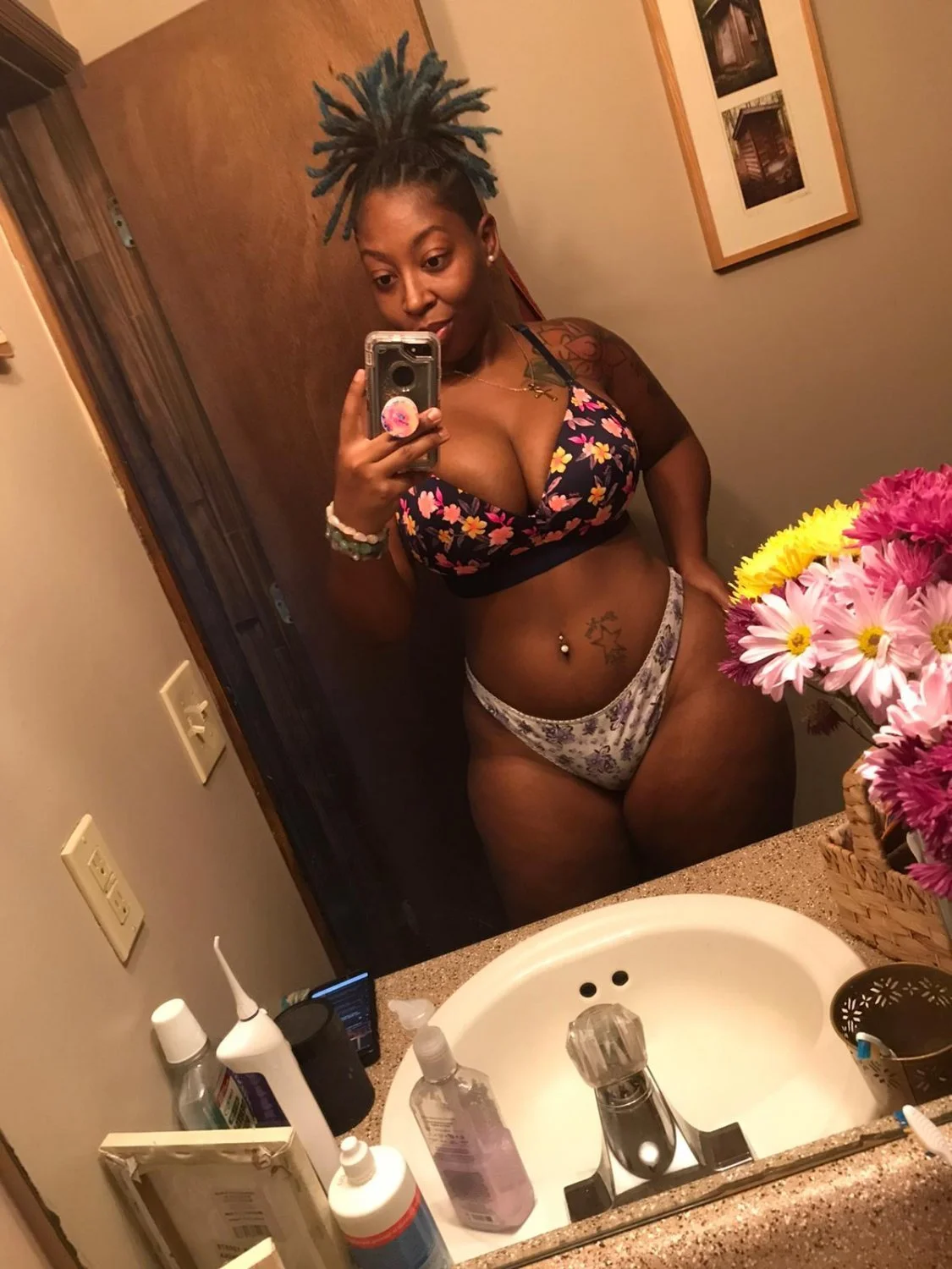 Big Boobs Auntie thick image 32