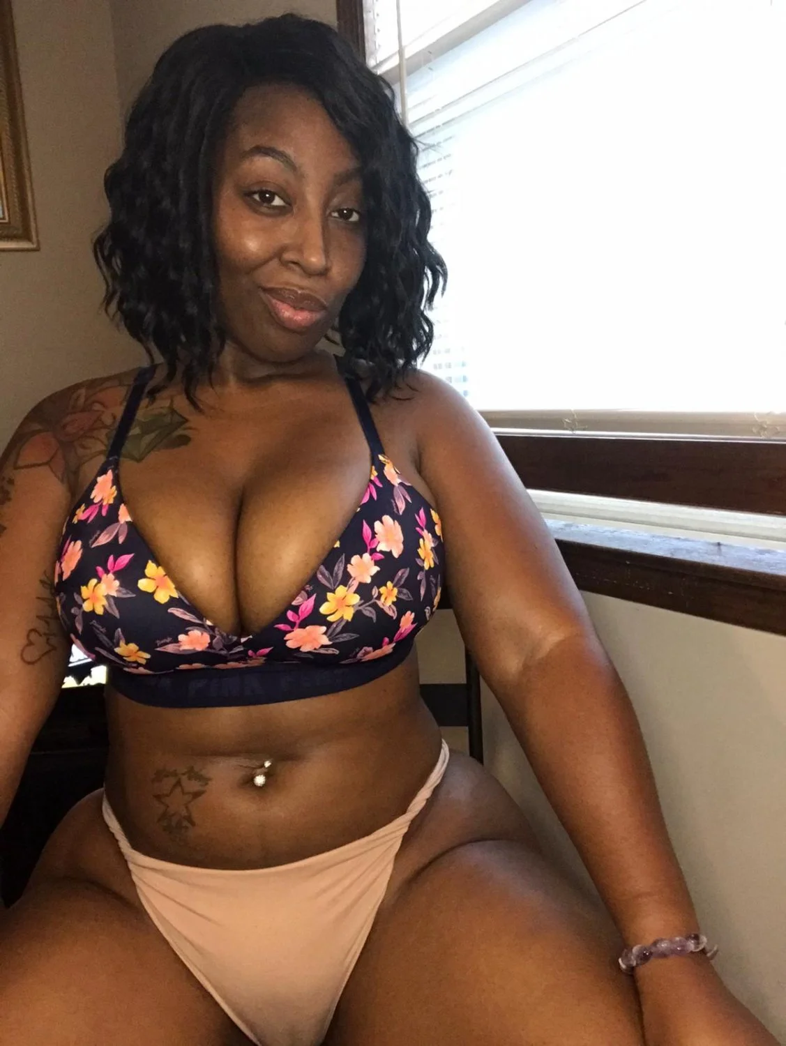 Big Boobs Auntie thick image 33