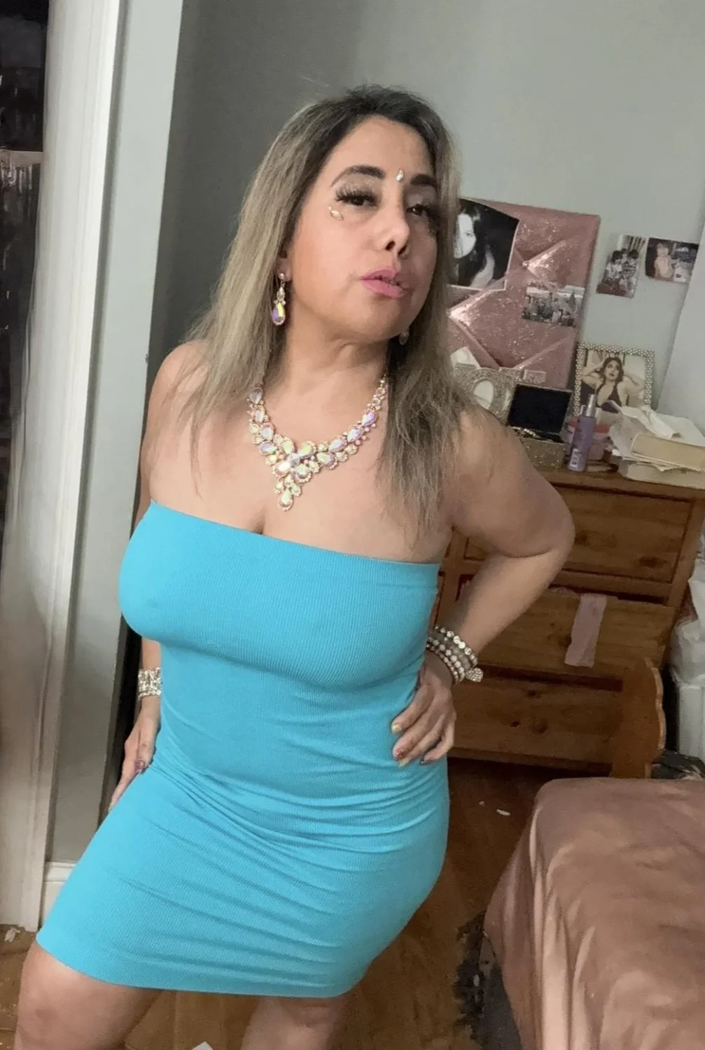 Nadia Gerwell Sexy Milf image 3